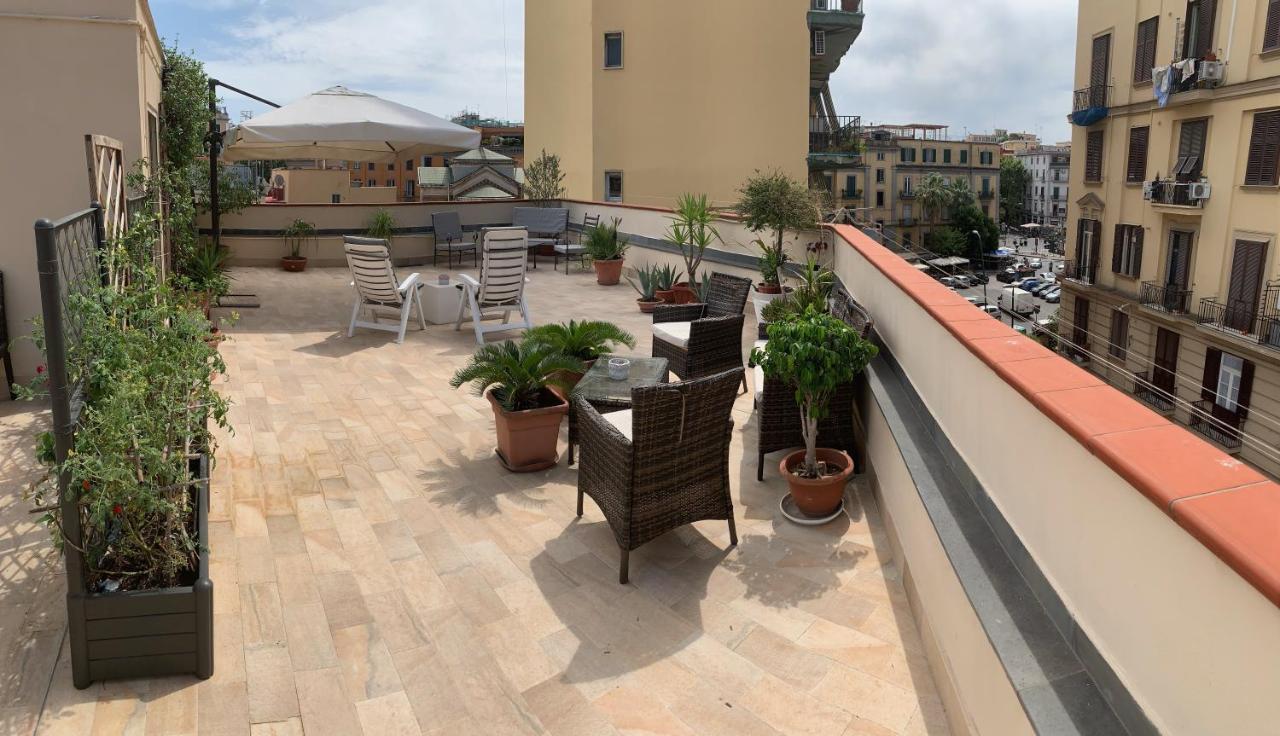 Hotel Tuanis Neapel Exterior foto